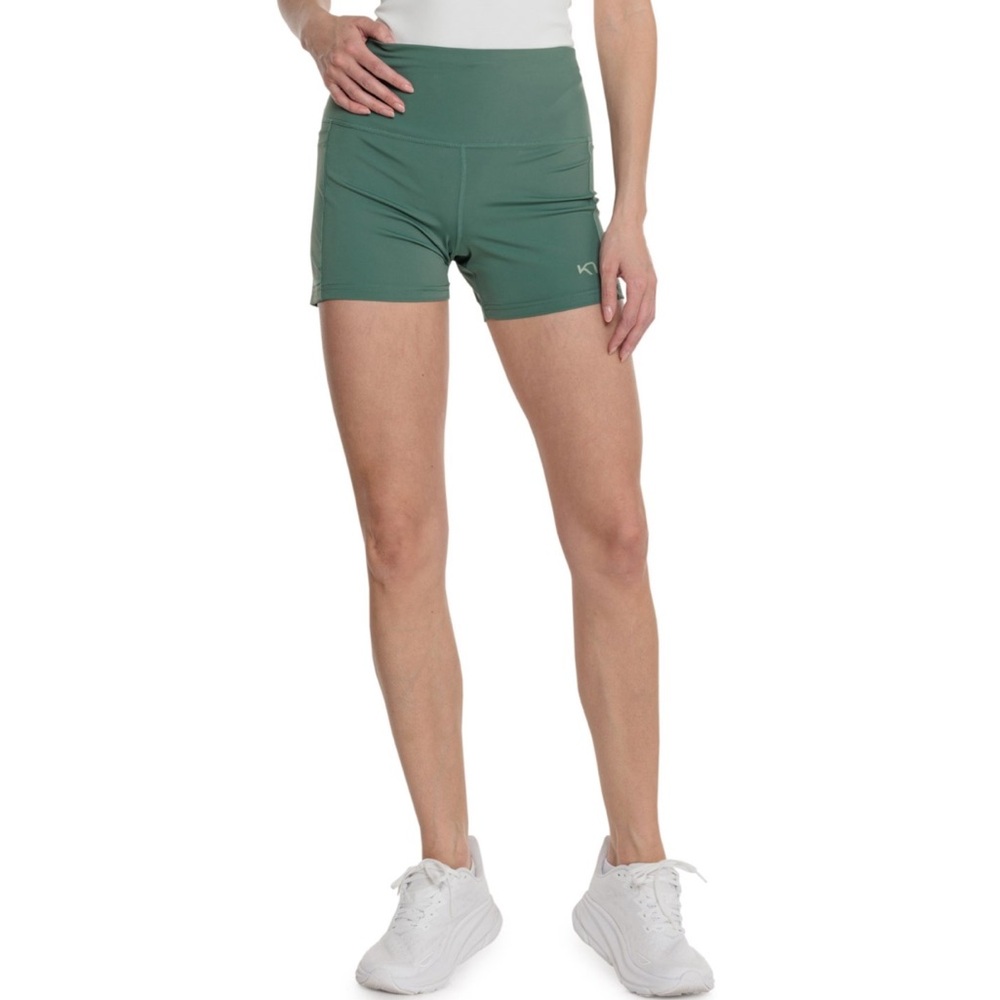 New! Kari Traa Vilde Shorts size M